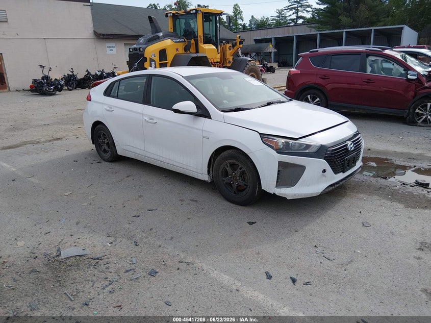 2017 Hyundai Ioniq hybrid VIN KMHC65LC4HU032013 IAAI salvage auction — NORMAL WEAR, Original (Vermont), sold $650 on 2026-07-29 (photo 1)