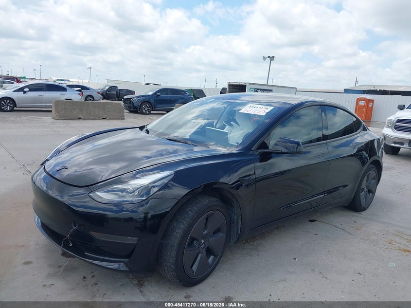2023 Tesla Model 3 VIN 5YJ3E1EA9PF698190 IAAI salvage auction — RIGHT SIDE, Original (Texas), sold $4,950 on 2026-08-27 (photo 2)