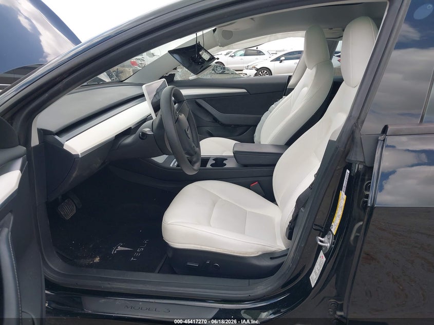 2023 Tesla Model 3 VIN 5YJ3E1EA9PF698190 IAAI salvage auction — RIGHT SIDE, Original (Texas), sold $4,950 on 2026-08-27 (photo 5)