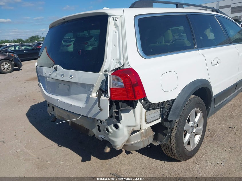 2013 Volvo Xc70 VIN YV4952BL6D1154351 IAAI salvage auction — REAR END, Salvage Title, sold $1,650 on 2026-09-04 (photo 6)