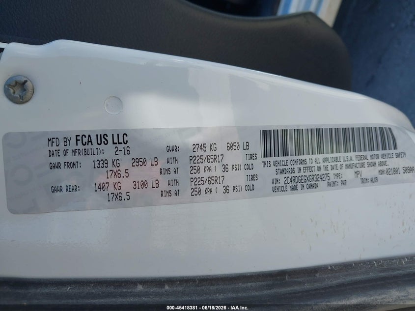 2016 Dodge Caravan VIN 2C4RDGEGXGR324275 IAAI salvage auction — SIDE, Salvage (Iowa), sold $875 on 2026-07-19 (photo 9)