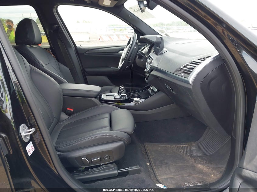 2024 BMW X3 VIN WBX57DP01RN256617 IAAI salvage auction — LEFT FRONT, Mv-907A (New York), sold $10,000 on 2026-07-28 (photo 5)