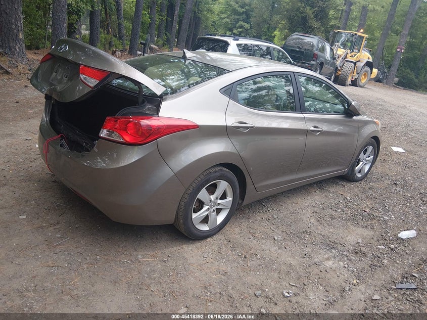 2013 Hyundai Elantra VIN 5NPDH4AEXDH389363 IAAI salvage auction — REAR END, Clear (Virginia), sold $500 on 2026-07-09 (photo 4)