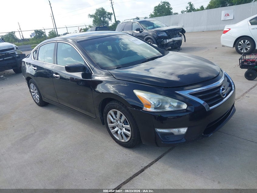 2015 Nissan Altima VIN 1N4AL3AP8FC288503 IAAI salvage auction — REAR END, Original (Texas), sold $1,600 on 2026-08-20 (photo 1)