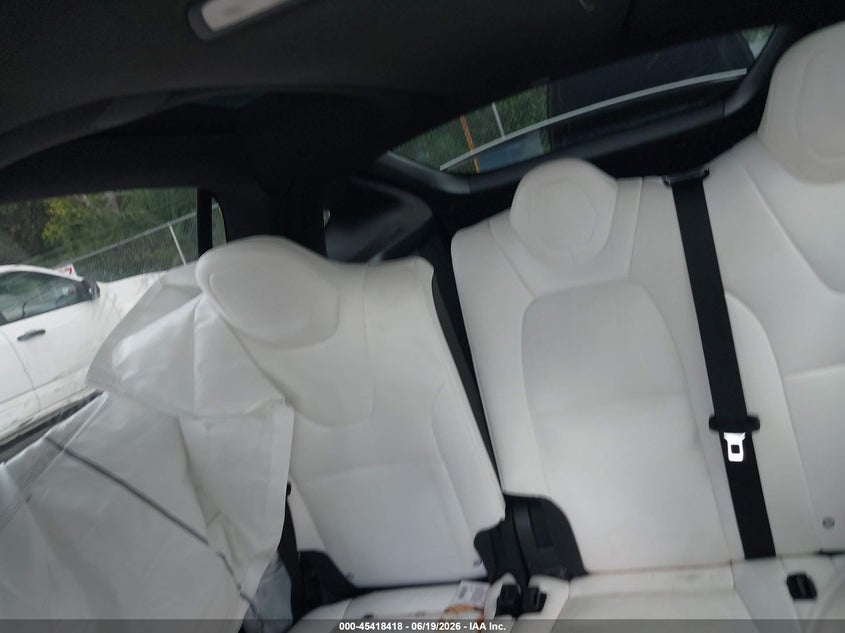 2017 Tesla Model x VIN 5YJXCDE22HF065727 IAAI salvage auction — FRONT END, Salvage Title, sold $3,950 on 2026-07-25 (photo 8)