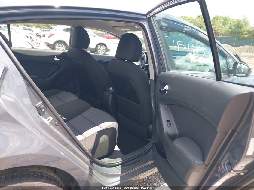 2016 Kia Forte VIN KNAFX5A89G5626387 IAAI salvage auction — FRONT END, Clear (Indiana), sold $700 on 2026-08-02 (photo 8)