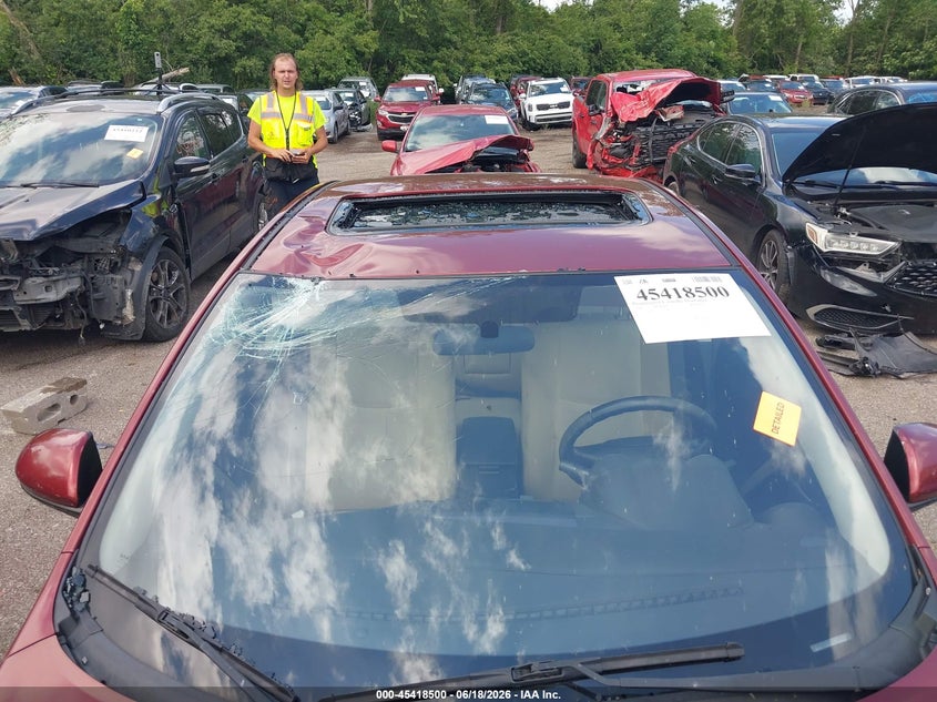 2010 Mazda 3 VIN JM1BL1S57A1258588 IAAI salvage auction — ROOF, Salvage (Ohio), sold $325 on 2026-07-14 (photo 6)