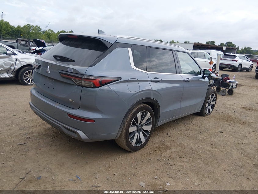 2026 Mitsubishi Outlander VIN JA4J3WAB2TZ017455 IAAI salvage auction — FRONT END, Salvage (Tennessee), sold $11,500 on 2026-07-31 (photo 4)
