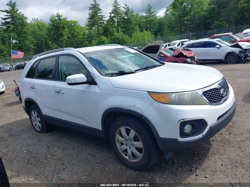 2011 Kia Sorento VIN 5XYKT4A14BG033921 IAAI salvage auction — NORMAL WEAR, Clear (Massachusetts), sold $725 on 2026-07-17 (photo 6)