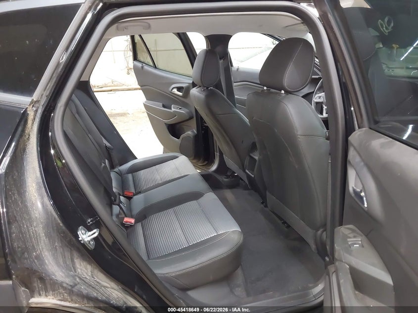 2024 Chevrolet Trax VIN KL77LHE2XRC050637 IAAI salvage auction — FRONT END, Salvage (Pennsylvania), sold $5,500 on 2026-07-30 (photo 8)