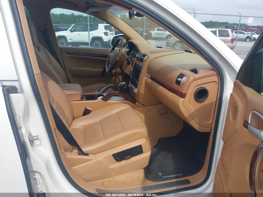 2005 Porsche Cayenne VIN WP1AB29P35LA65388 IAAI salvage auction — REAR END, Clear (Georgia), sold $800 on 2026-07-10 (photo 5)