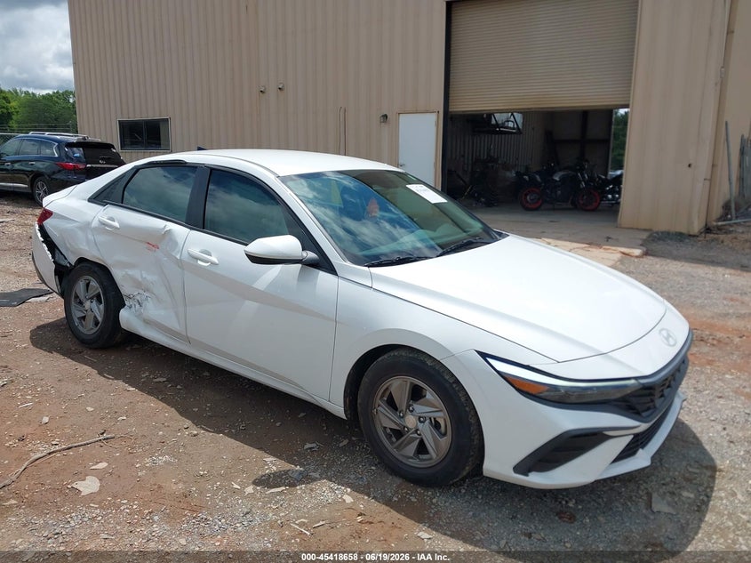 2024 Hyundai Elantra VIN KMHLL4DG1RU759972 IAAI salvage auction — RIGHT SIDE, Salvage Title, sold $1,050 on 2026-09-06 (photo 1)