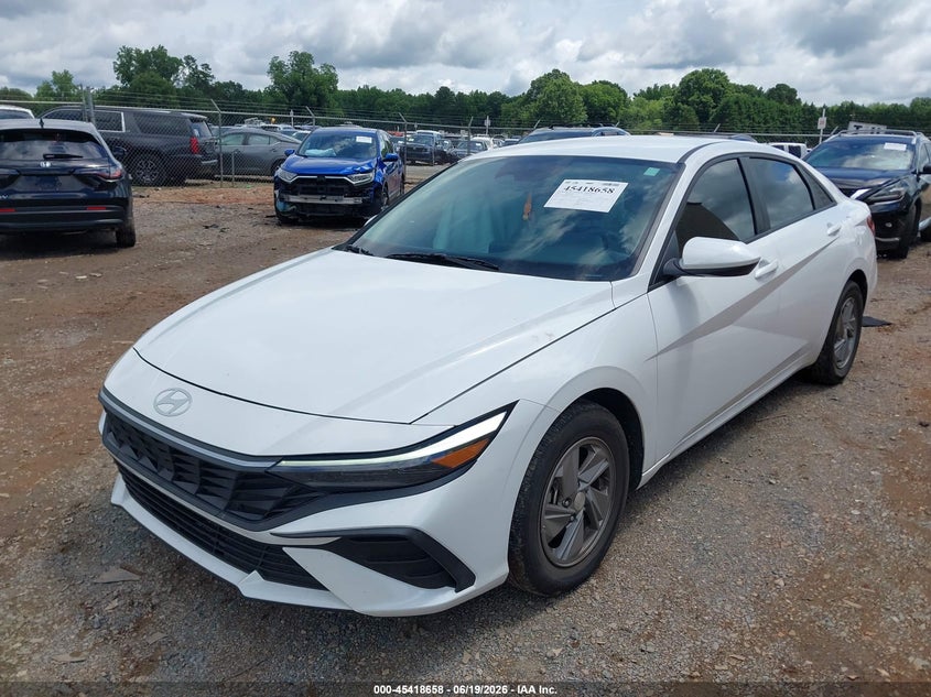 2024 Hyundai Elantra VIN KMHLL4DG1RU759972 IAAI salvage auction — RIGHT SIDE, Salvage Title, sold $1,050 on 2026-09-06 (photo 2)