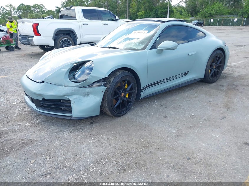 2025 Porsche 911 VIN WP0AA2A92SS207197 IAAI salvage auction — FRONT END, Salvage Title, sold $81,000 on 2026-08-31 (photo 2)