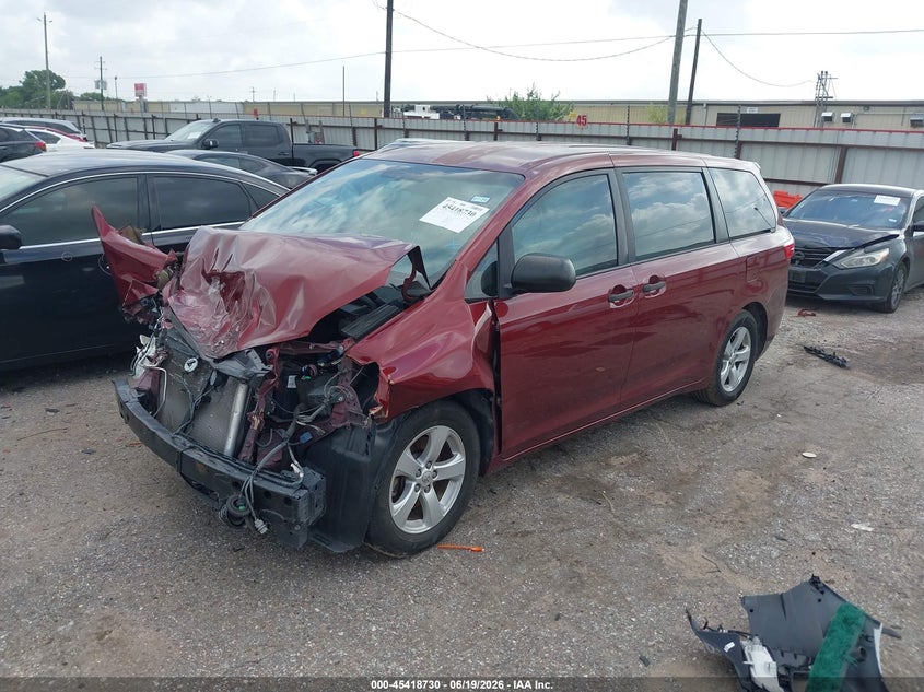 2015 Toyota Sienna VIN 5TDZK3DC2FS586097 IAAI salvage auction — FRONT END, Salvage (Texas), sold $1,250 on 2026-07-22 (photo 2)
