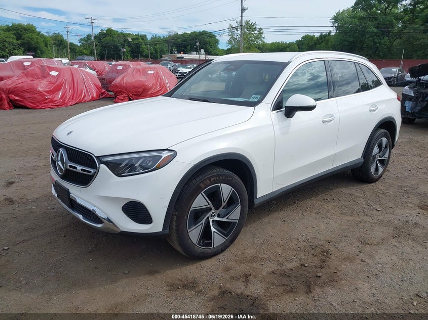 2024 Mercedes-benz Glc VIN W1NKM4HB5RF230730 IAAI salvage auction — RIGHT SIDE, Salvage Title, sold $18,250 on 2026-07-29 (photo 2)