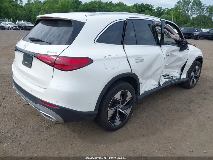2024 Mercedes-benz Glc VIN W1NKM4HB5RF230730 IAAI salvage auction — RIGHT SIDE, Salvage Title, sold $18,250 on 2026-07-29 (photo 4)