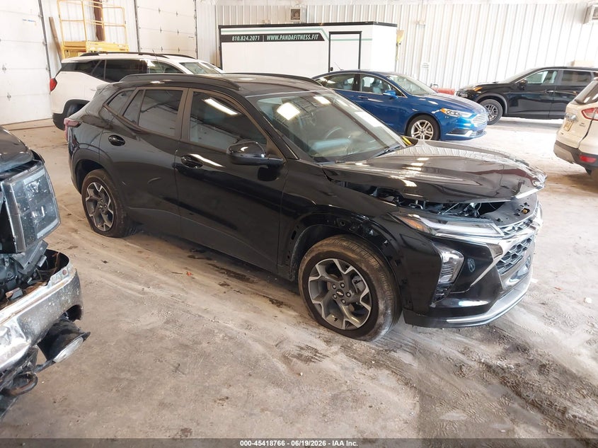 2025 Chevrolet Trax VIN KL77LHEP7SC324121 — IAAI salvage auction photo
