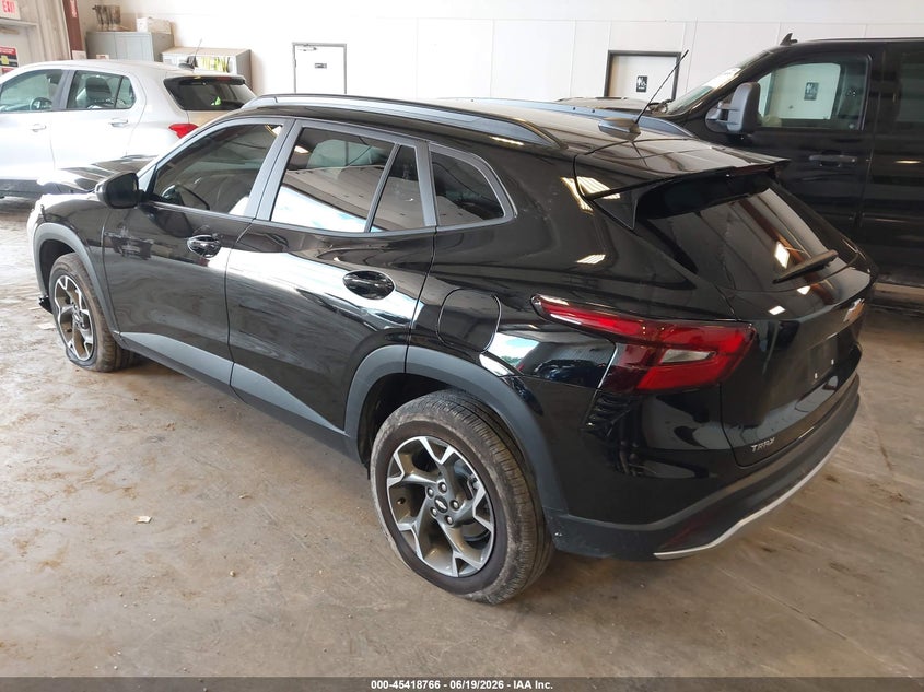 2025 Chevrolet Trax VIN KL77LHEP7SC324121 IAAI salvage auction — FRONT END, Salvage Title, sold $8,150 on 2026-08-25 (photo 3)