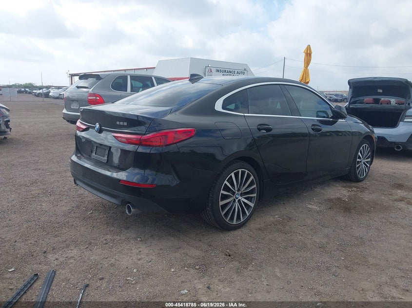 2023 BMW 2er VIN WBA53AK08P7M47612 IAAI salvage auction — LEFT SIDE, Salvage Title, sold $6,250 on 2026-08-04 (photo 4)