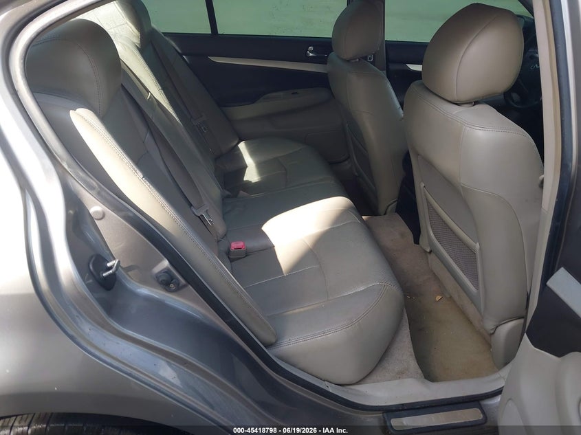 2009 Infiniti G37 VIN JNKCV61F29M362940 IAAI salvage auction — ENGINE DAMAGE, Clear (Florida), sold $250 on 2026-07-22 (photo 8)