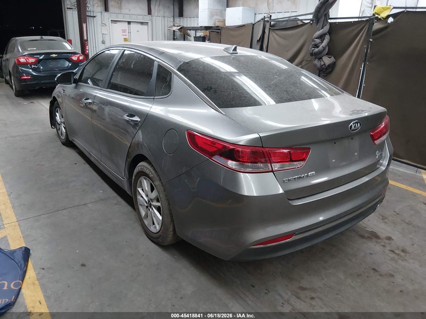 2018 Kia Optima VIN 5XXGT4L31JG212117 IAAI salvage auction — FRONT END, Salvage (Arizona), sold $2,350 on 2026-07-29 (photo 3)