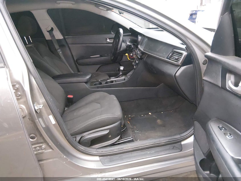 2018 Kia Optima VIN 5XXGT4L31JG212117 IAAI salvage auction — FRONT END, Salvage (Arizona), sold $2,350 on 2026-07-29 (photo 5)