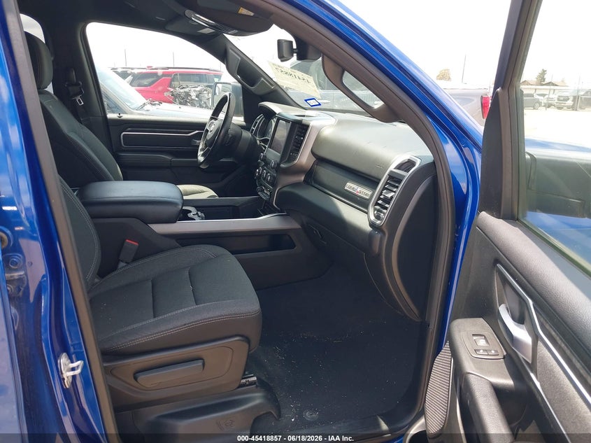 2019 Ram 1500 VIN 1C6RREFT3KN617658 IAAI salvage auction — LEFT SIDE, Salvage Title, sold $8,500 on 2026-08-29 (photo 5)