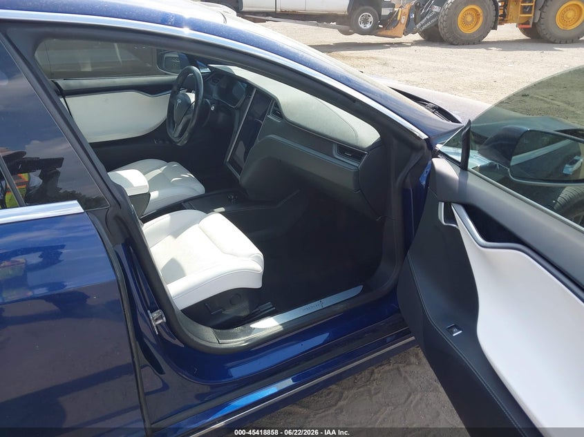 2019 Tesla Model s VIN 5YJSA1E43KF309893 IAAI salvage auction — FRONT END, Salvage (Virginia), sold $6,600 on 2026-07-16 (photo 5)