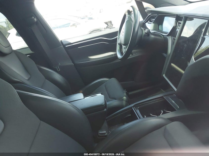 2019 Tesla Model x VIN 5YJXCDE24KF152794 IAAI salvage auction — FRONT END, Salvage Title, sold $7,300 on 2026-07-31 (photo 5)