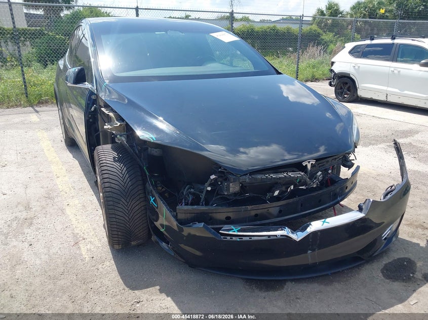 2019 Tesla Model x VIN 5YJXCDE24KF152794 IAAI salvage auction — FRONT END, Salvage Title, sold $7,300 on 2026-07-31 (photo 6)