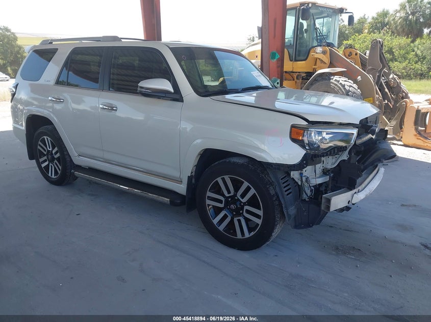 2019 Toyota 4runner VIN JTEBU5JR9K5679078 IAAI salvage auction — LEFT SIDE, Rebuildable (Florida), sold $22,275 on 2026-07-07 (photo 1)