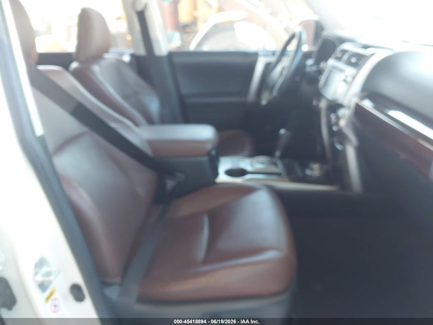 2019 Toyota 4runner VIN JTEBU5JR9K5679078 IAAI salvage auction — LEFT SIDE, Rebuildable (Florida), sold $22,275 on 2026-07-07 (photo 5)