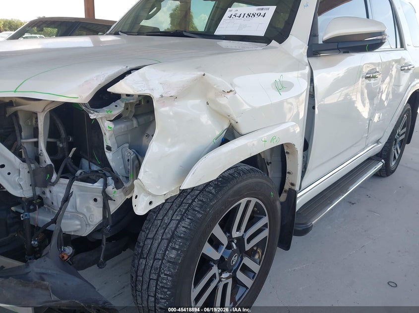 2019 Toyota 4runner VIN JTEBU5JR9K5679078 IAAI salvage auction — LEFT SIDE, Rebuildable (Florida), sold $22,275 on 2026-07-07 (photo 6)