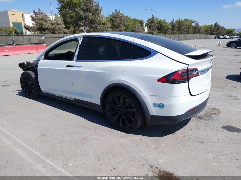 2020 Tesla Model x VIN 5YJXCBE2XLF282276 IAAI salvage auction — FRONT END, Salvage Title, sold $12,200 on 2026-08-20 (photo 3)