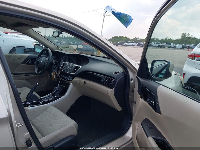2017 Honda Accord VIN 1HGCR2F38HA262288 IAAI salvage auction — RIGHT SIDE, Salvage Title, sold $1,700 on 2026-07-23 (photo 5)