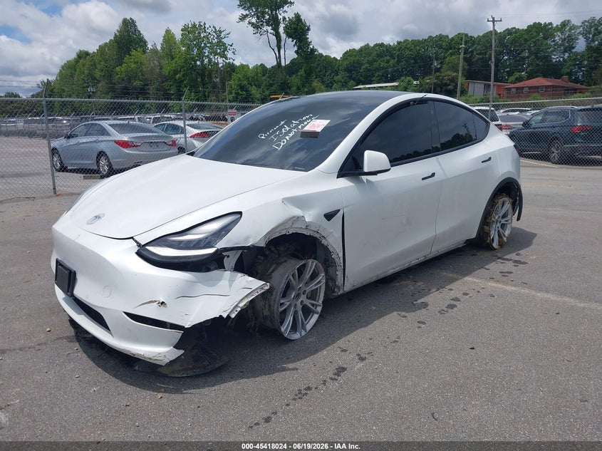 2021 Tesla Model y VIN 5YJYGDEE8MF085736 IAAI salvage auction — UNDERCARRIAGE, Salvage (North Carolina), sold $5,500 on 2026-07-23 (photo 2)