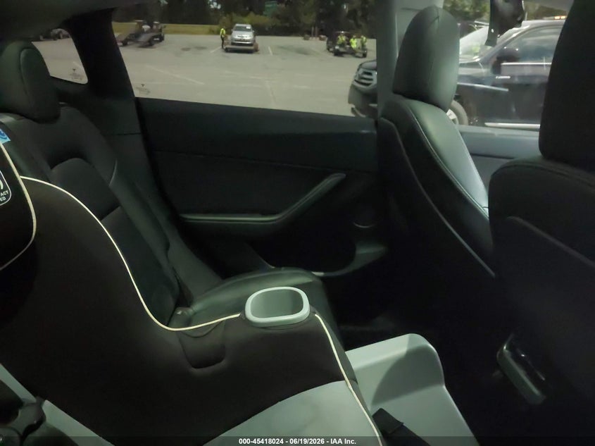 2021 Tesla Model y VIN 5YJYGDEE8MF085736 IAAI salvage auction — UNDERCARRIAGE, Salvage (North Carolina), sold $5,500 on 2026-07-23 (photo 7)