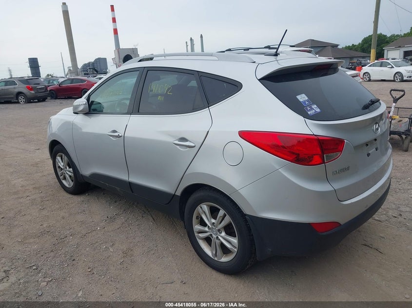 2013 Hyundai Tucson VIN KM8JU3AC0DU584557 IAAI salvage auction — NORMAL WEAR, Clear (Indiana), sold $1,425 on 2026-07-22 (photo 3)