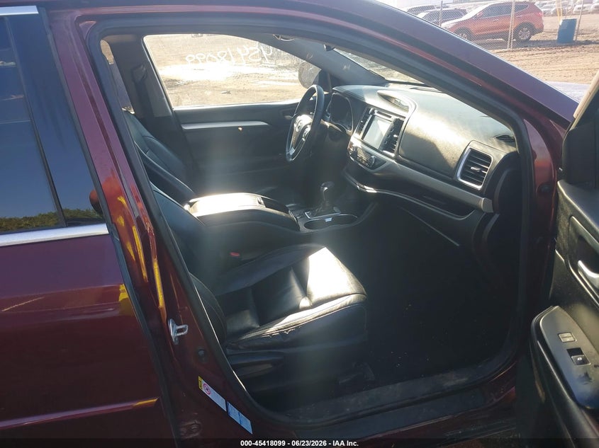 2016 Toyota Highlander VIN 5TDJKRFH9GS328315 IAAI salvage auction — FRONT & REAR, Salvage (Indiana), sold $6,400 on 2026-07-15 (photo 5)
