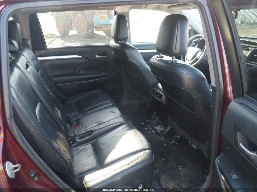 2016 Toyota Highlander VIN 5TDJKRFH9GS328315 IAAI salvage auction — FRONT & REAR, Salvage (Indiana), sold $6,400 on 2026-07-15 (photo 8)