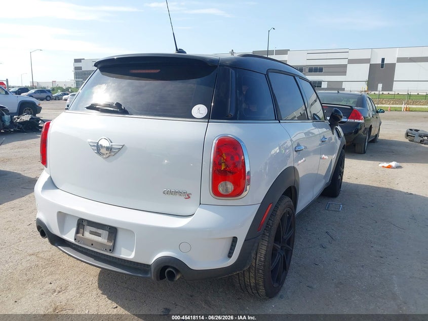 2011 Mini Cooper VIN WMWZC5C5XBWH99255 IAAI salvage auction — SIDE, Original (Texas), sold $25 on 2026-07-28 (photo 4)