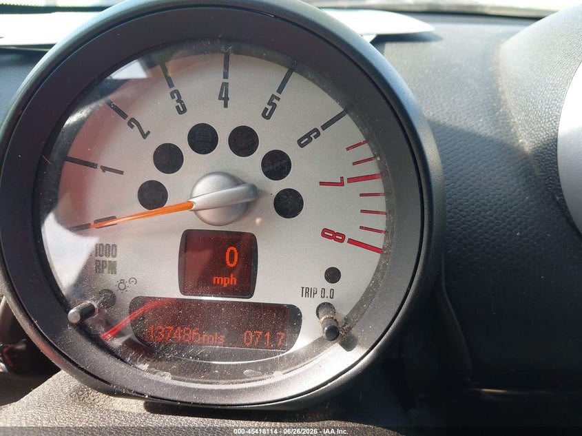 2011 Mini Cooper VIN WMWZC5C5XBWH99255 IAAI salvage auction — SIDE, Original (Texas), sold $25 on 2026-07-28 (photo 7)