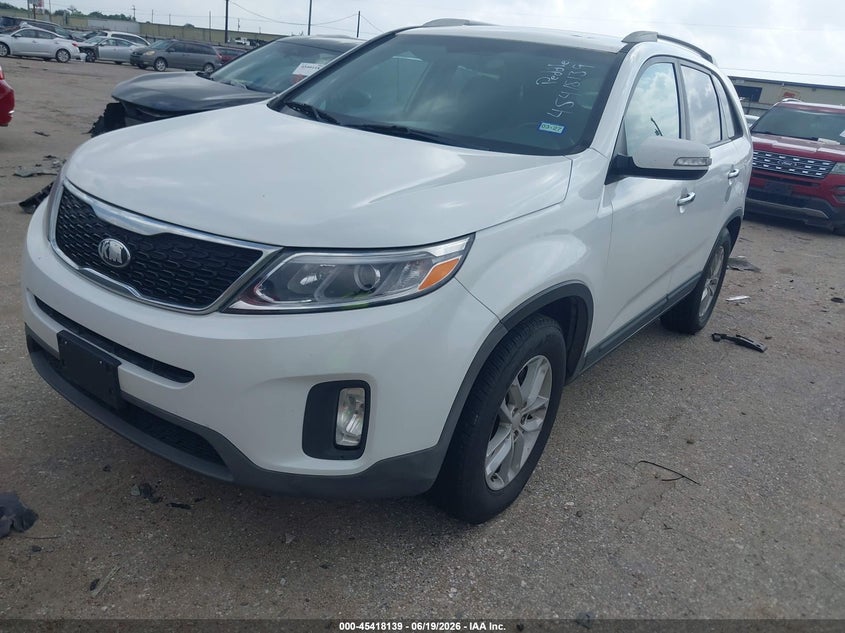 2015 Kia Sorento VIN 5XYKT4A61FG609272 IAAI salvage auction — NORMAL WEAR, Original (Texas), sold $1,525 on 2026-07-08 (photo 2)