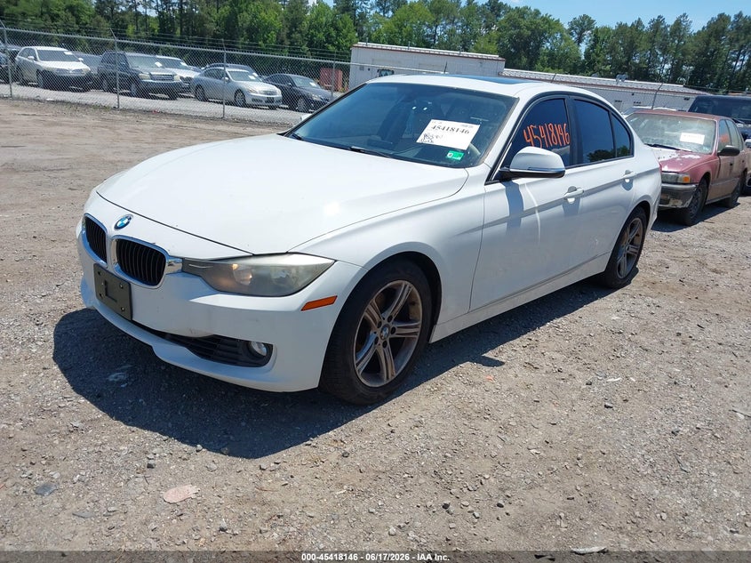 2012 BMW 3 series VIN WBA3A5C5XCF347316 IAAI salvage auction — NORMAL WEAR, Clear (Virginia), sold $1,900 on 2026-07-10 (photo 2)