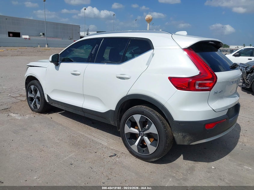 2025 Volvo Xc40 VIN YV4L12UE1S2602907 IAAI salvage auction — FRONT END, Original (Texas), sold $15,250 on 2026-08-13 (photo 3)