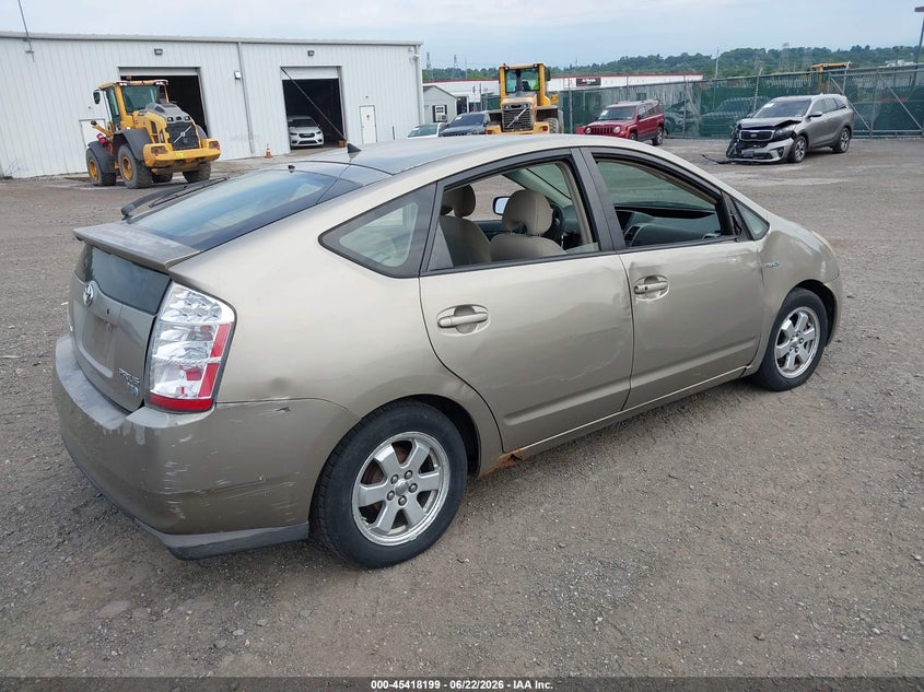 2008 Toyota Prius VIN JTDKB20UX87788080 IAAI salvage auction — NORMAL WEAR, Clear (Pennsylvania), sold $350 on 2026-07-17 (photo 4)