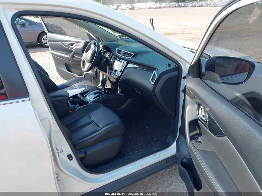 2016 Nissan Rogue VIN KNMAT2MV8GP709600 IAAI salvage auction — LEFT REAR, Salvage Title, sold $25 on 2026-07-28 (photo 5)