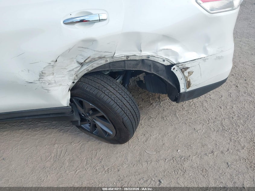 2016 Nissan Rogue VIN KNMAT2MV8GP709600 IAAI salvage auction — LEFT REAR, Salvage Title, sold $25 on 2026-07-28 (photo 6)