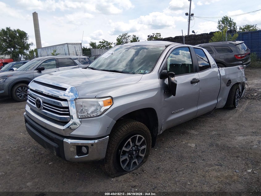 2017 Toyota Tundra VIN 5TFUY5F1XHX603029 IAAI salvage auction — ROOF, Salvage (Pennsylvania), sold $4,050 on 2026-07-10 (photo 2)